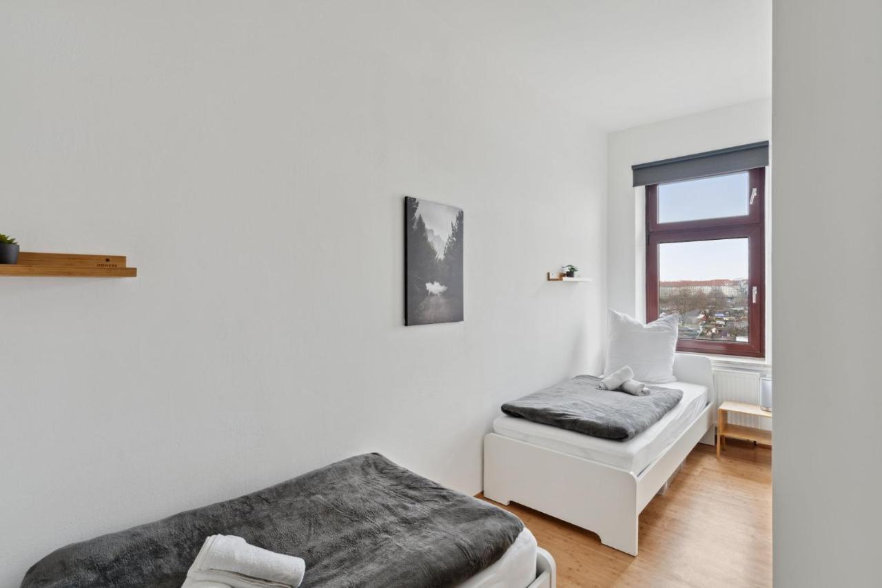 Apartment Fuer 13 Gaeste, 5 Schlafzimmer, 2 Baeder, 2 Loggia'S, Leipzig Zentrum Ost المظهر الخارجي الصورة